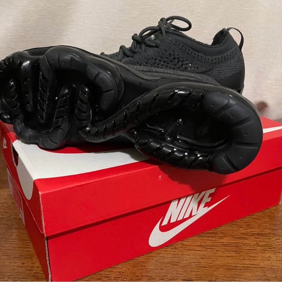 Nike Air Vapormax 2023 FK
Men’s size 10.5
Color: Anthracite/Black-Black